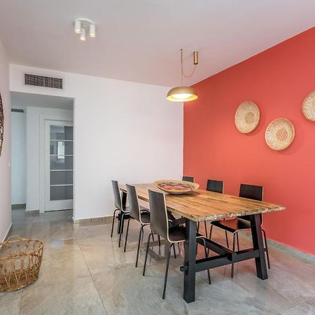 3 Bedrooms Apt Balcony & Parking Near Banana Beach Tel Aviv Exteriör bild